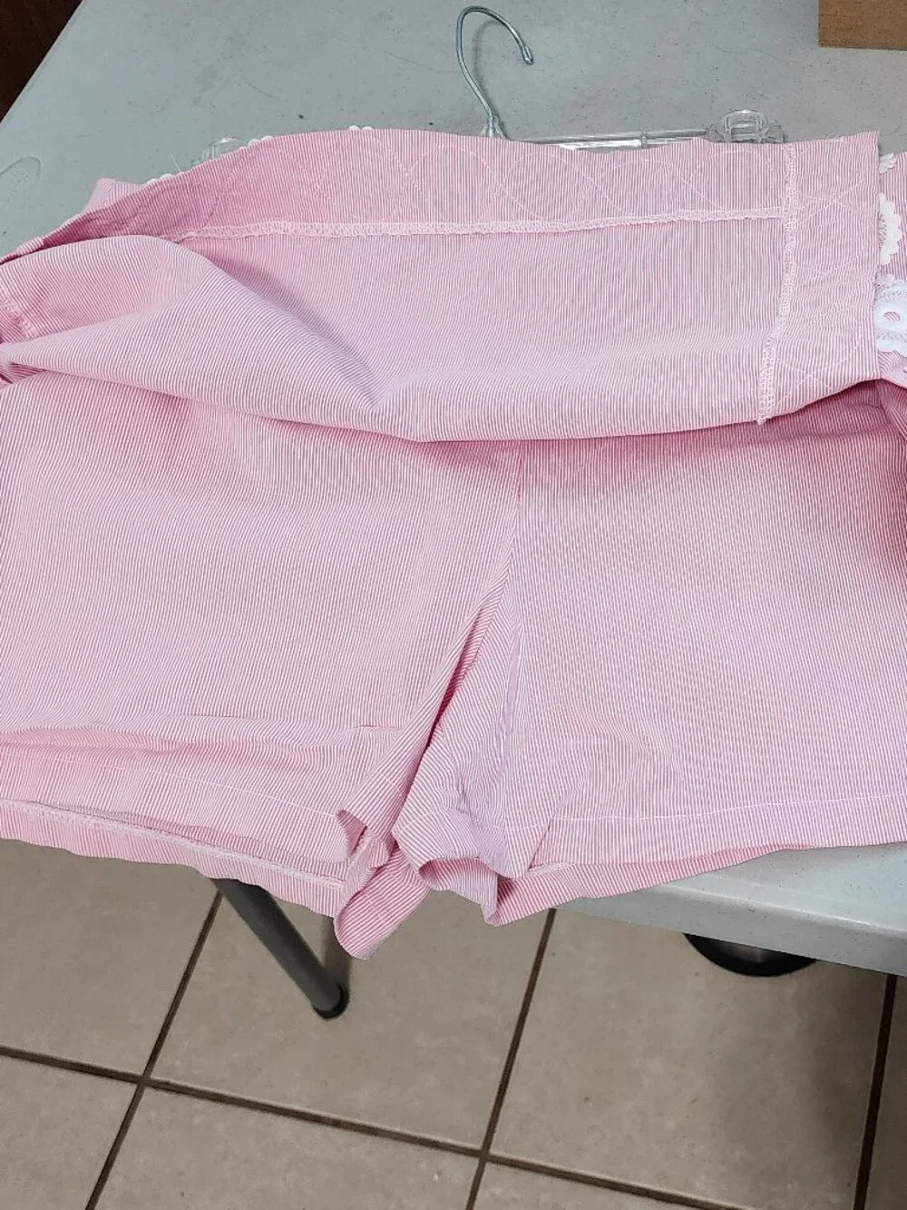 Crown & Ivy, Ladies Skort, Size 16 - Picture 4 of 6